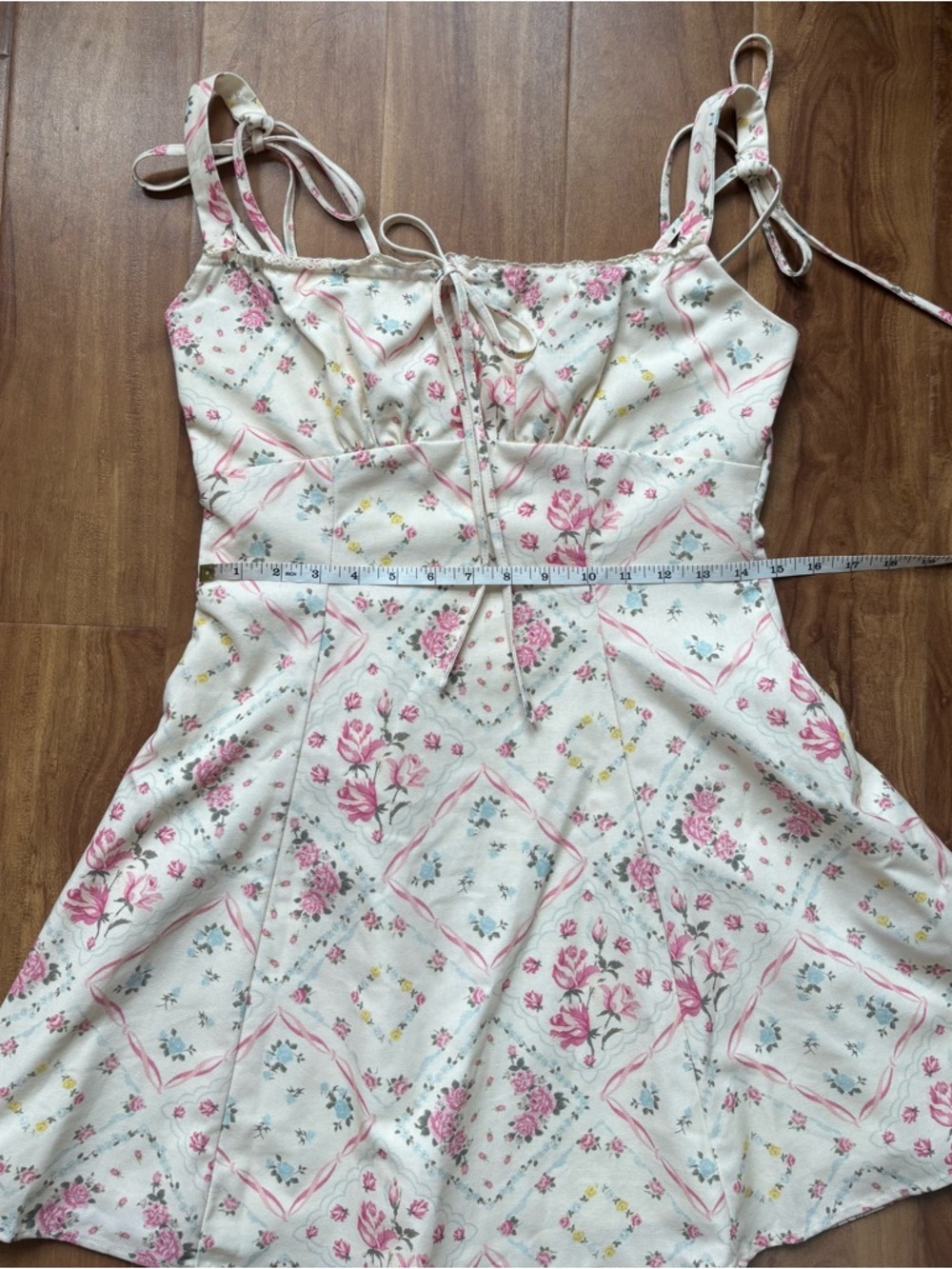 Feminine Cream & Pink Floral Print Cider A-Line Mini Dress, Sz Medium - Picture 6 of 14